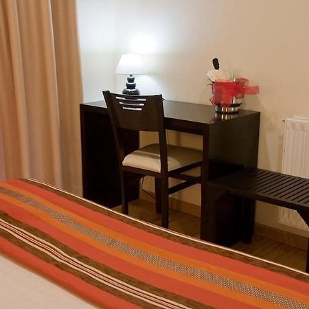 Hotel אמנאל מראה חיצוני תמונה