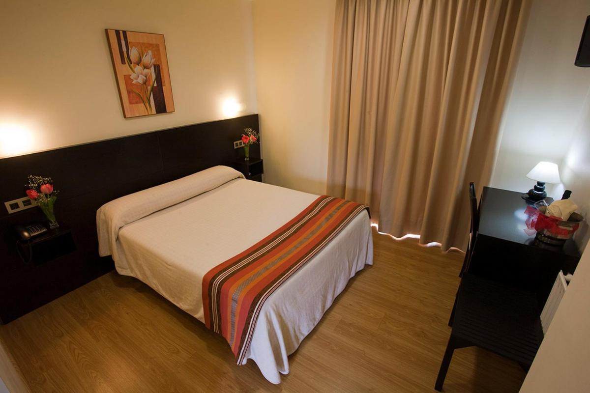 Hotel אמנאל מראה חיצוני תמונה